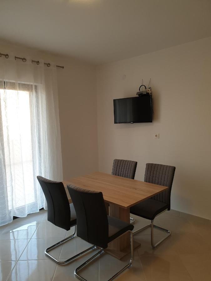 Apartments And Rooms With Parking Space Metajna, Pag - 4120 Eksteriør bilde