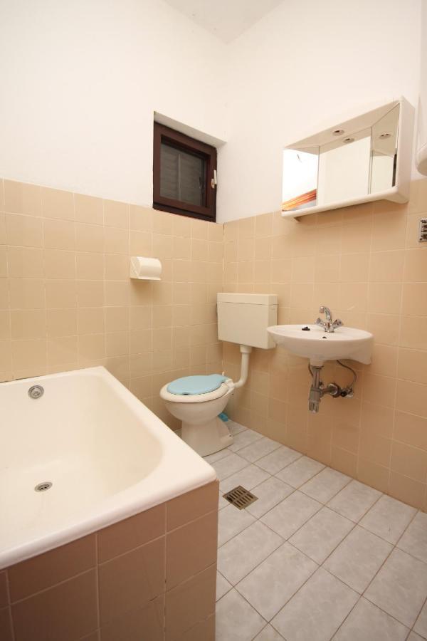 Apartments And Rooms With Parking Space Metajna, Pag - 4120 Eksteriør bilde